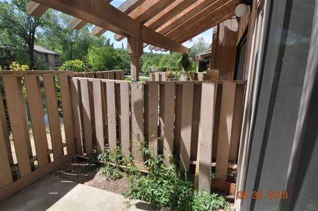 Patio area outside of living room - 13059 Lincoln Way