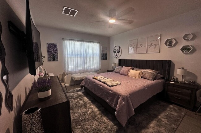 Building Photo - 4609 SW Babylon St