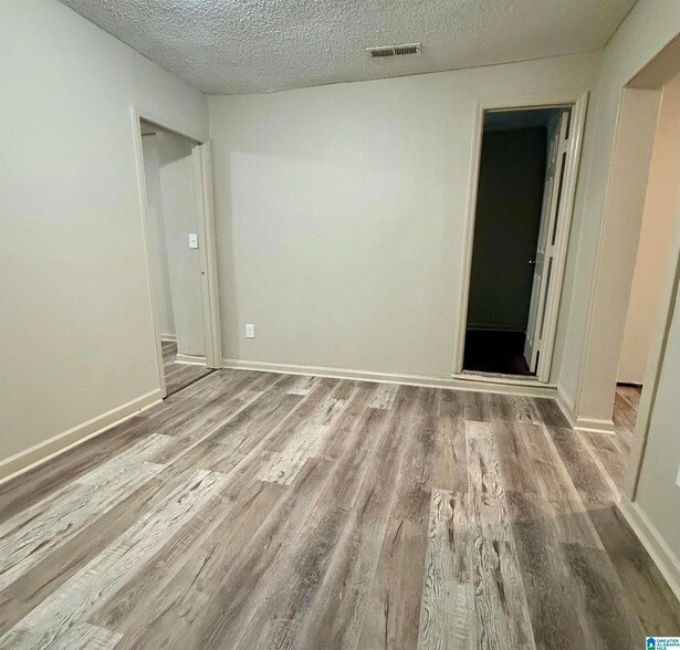 Building Photo - 7101 Naples Ave