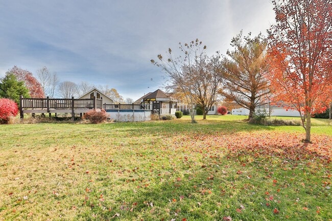 Building Photo - 3 Bedroom, 2 Bath House in Edwardsville