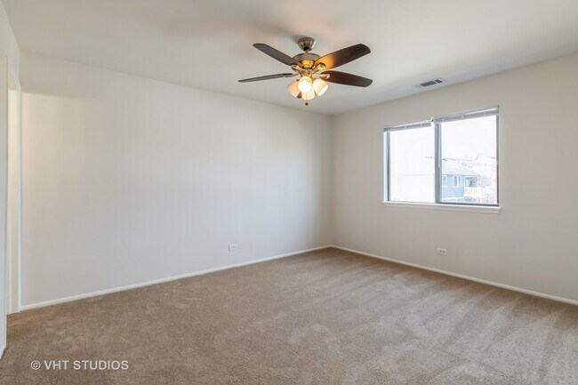 Building Photo - 261 Driftwood Ln