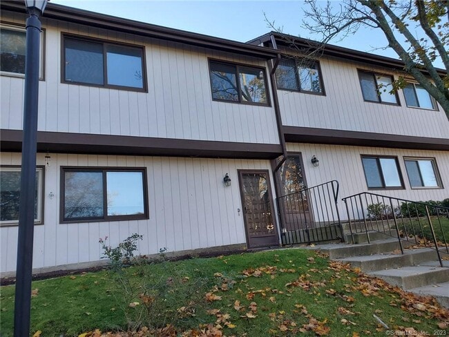 Building Photo - 27 Crows Nest Ln