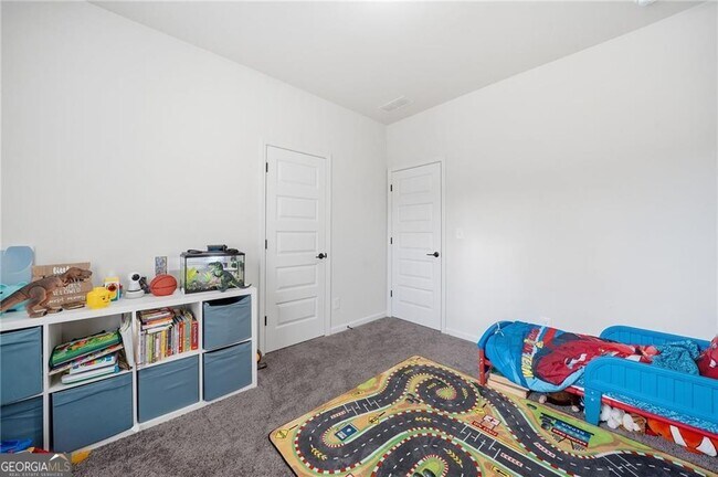 Building Photo - 3860 Pressley Ln