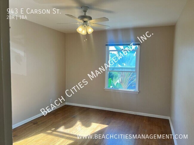 Building Photo - 943 E Carson St
