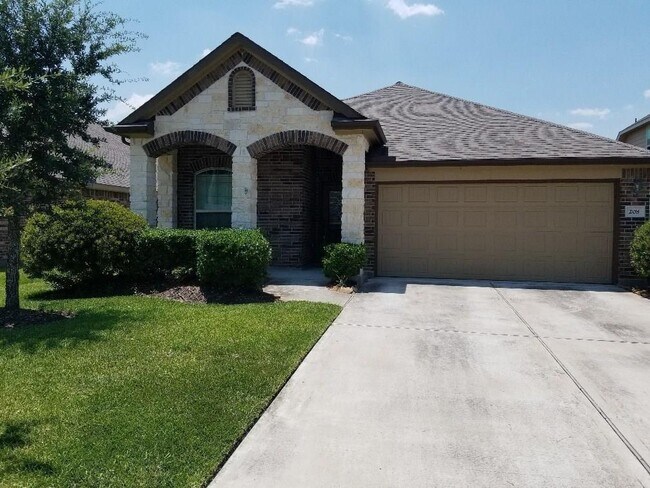 Primary Photo - 208 Morgan Isle Ln