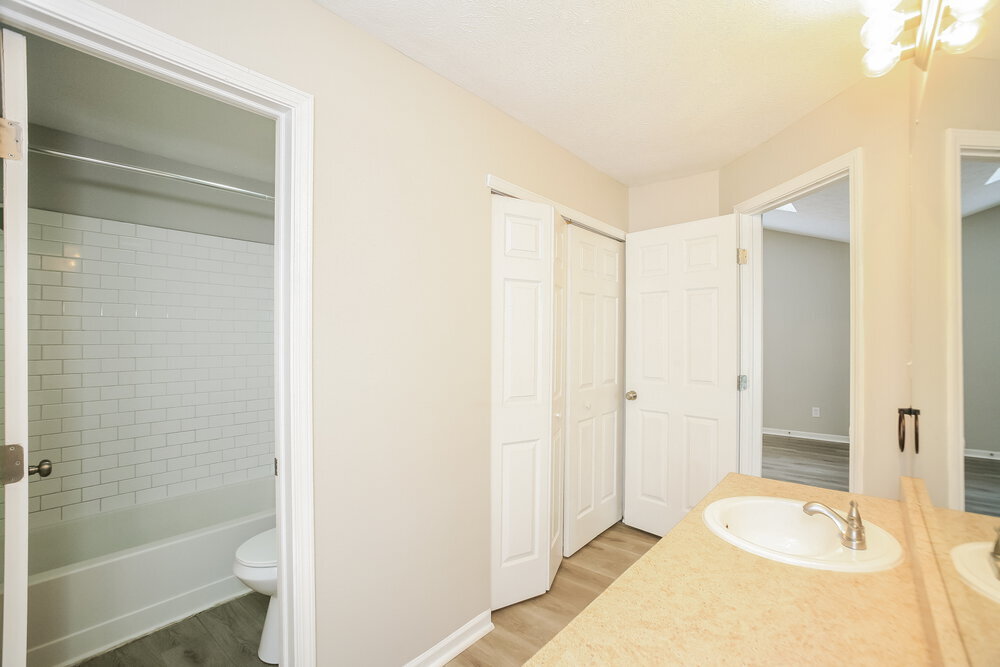 Building Photo - 7683 Waterwood Dr