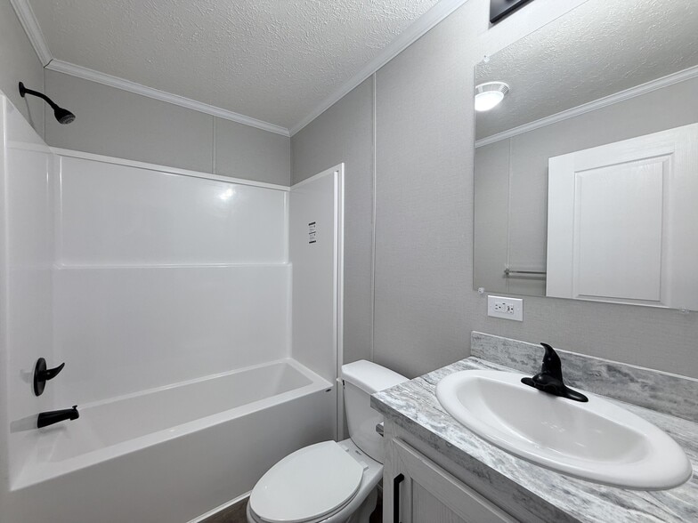 Building Photo - 52871 N Zacharias Ct