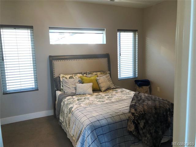 Building Photo - 3411 Albion St