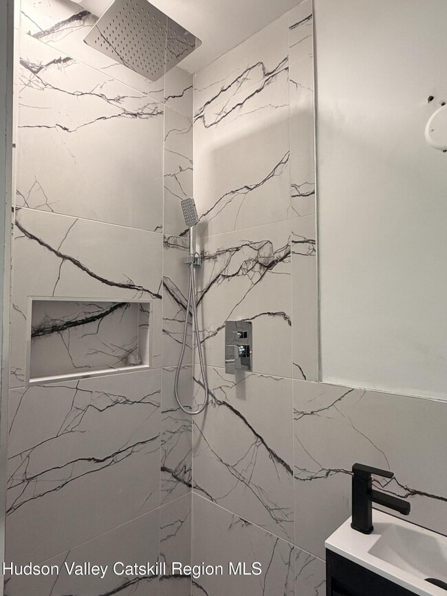 Building Photo - 6137 Main St