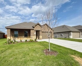 Building Photo - 390 Zenyatta Dr