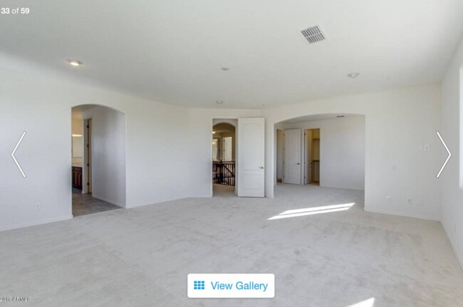 Building Photo - Stunning 5 BD, 4.5 BA home located in the ...