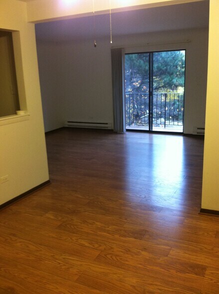 Building Photo - 1525 Norway Ln