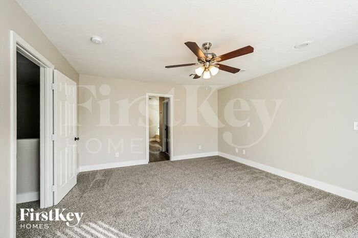 Building Photo - 809 Chapleton Ct