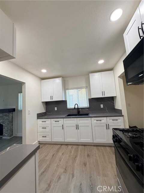 Building Photo - 1607 W 69th St