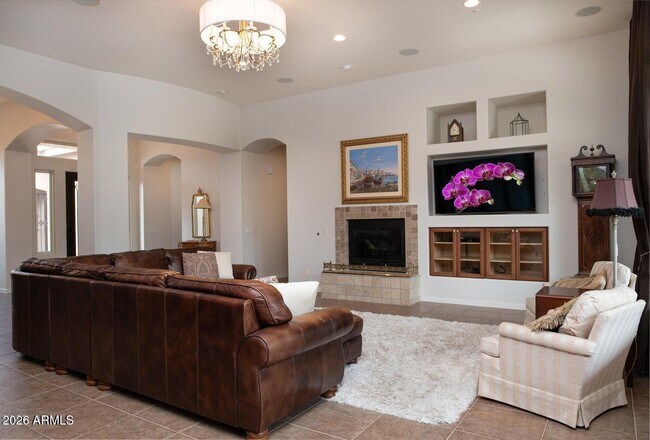 Building Photo - 14672 E Larkspur Dr