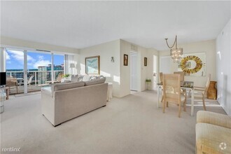 Building Photo - 2 br, 2 bath Condo - 2841 N Ocean Blvd 284...