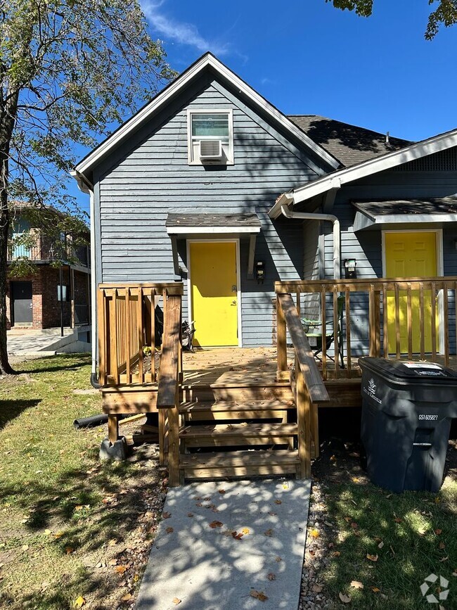 Building Photo - 1307 Forest Ave