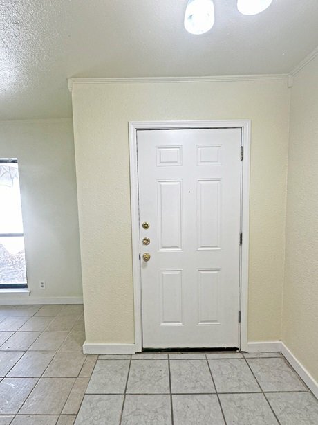 Building Photo - 8707 Glen Bluff