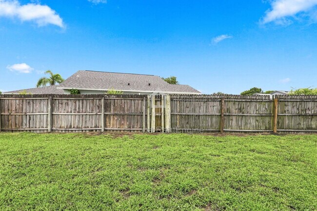 Building Photo - 12827 Downstream Cir