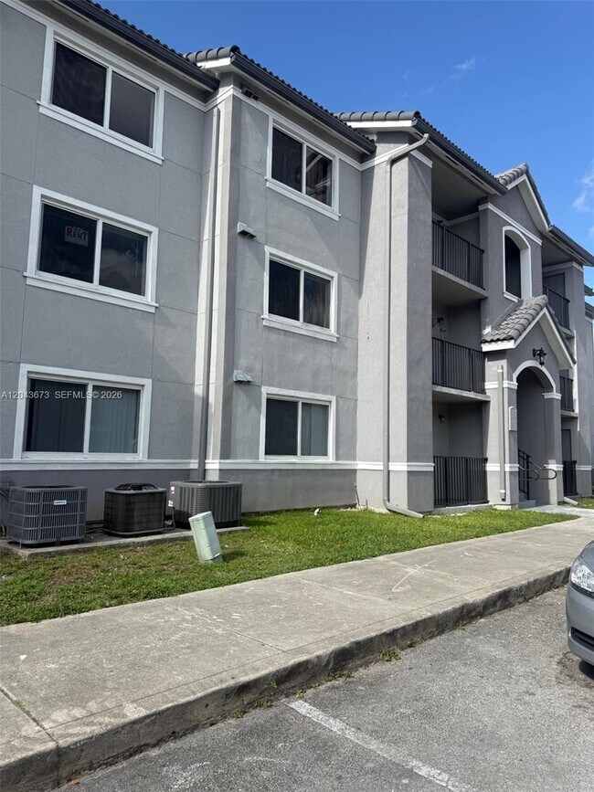 Building Photo - 15410 SW 284th St