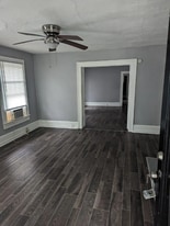 Building Photo - 1105 Boulevard