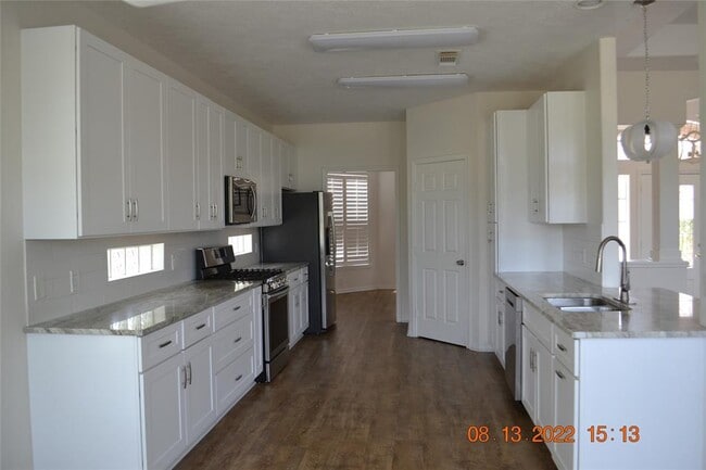 Building Photo - 4007 Sand Terrace Dr