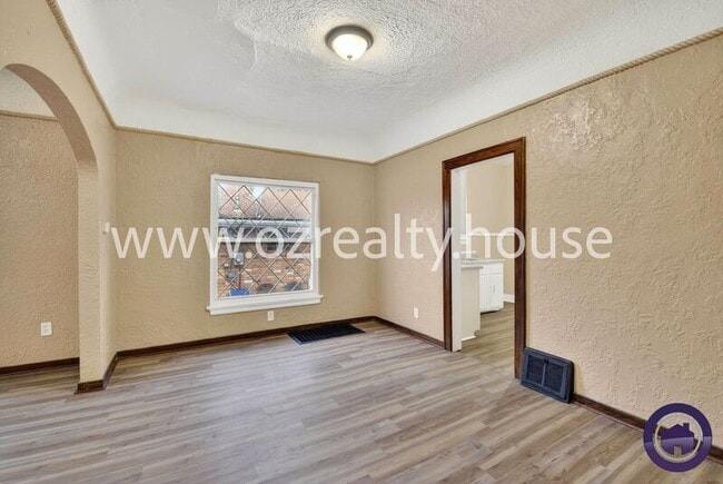 Building Photo - 1766 Milburn Ave