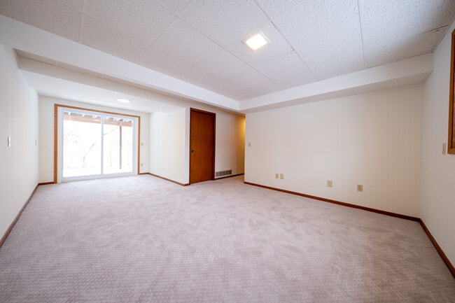 Building Photo - 3655 Falcon Way