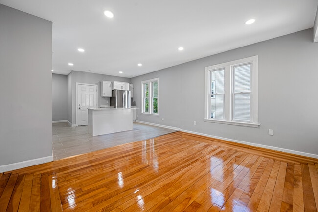 Building Photo - 155 Eastern Ave