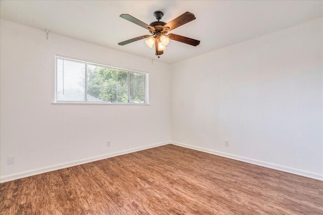 Building Photo - 1417 Braes Ridge Dr