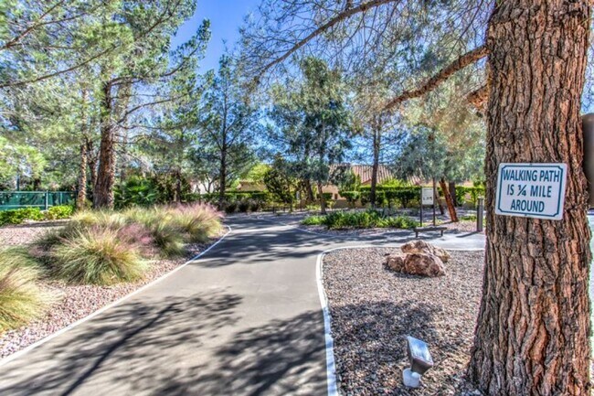 Building Photo - SUN CITY SUMMERLIN 1-STORY ON GOLF COURSE ...