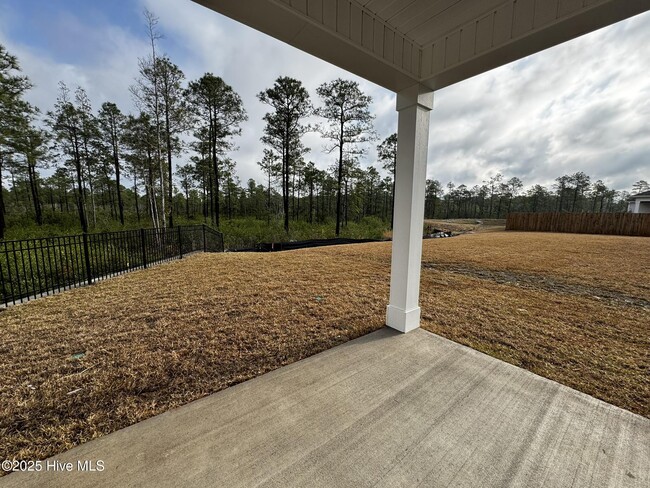 Building Photo - 2084 Willowleaf Dr