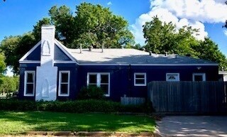 Building Photo - 502 Sayles Blvd