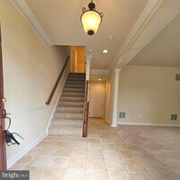 Building Photo - 725 Chevington Ct