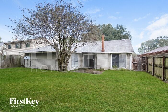 Building Photo - 11431 Stoughton Dr
