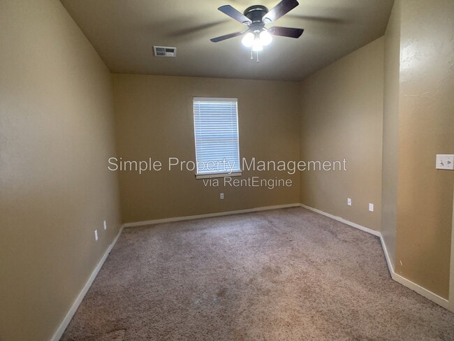 Building Photo - 2884 Muzzy St
