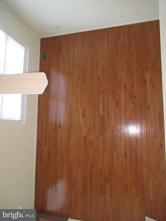 Building Photo - 803 Purple Martin Ct