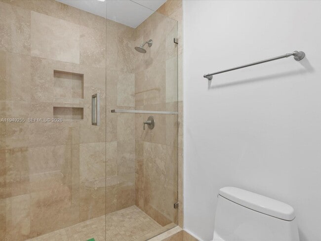 Building Photo - 911 Pizarro St