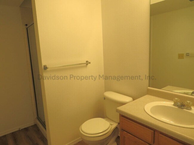 Building Photo - 2125 W Platte Ave