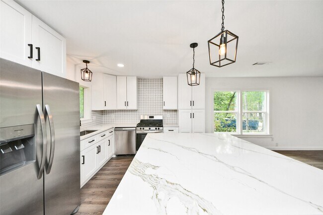 Building Photo - 33 Kittiwake Ct