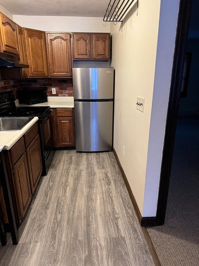 Building Photo - 140 East St