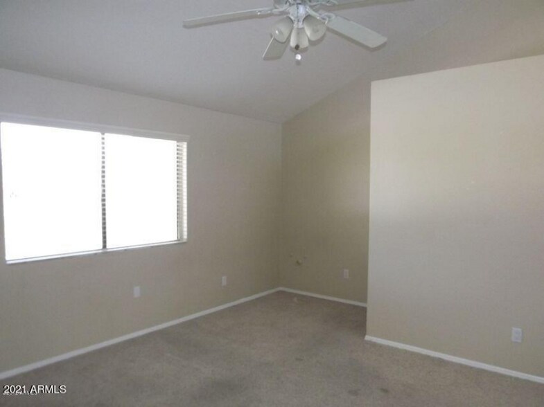 Building Photo - 16728 E Westby Dr