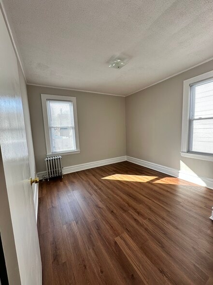 Building Photo - 167 N 15th St