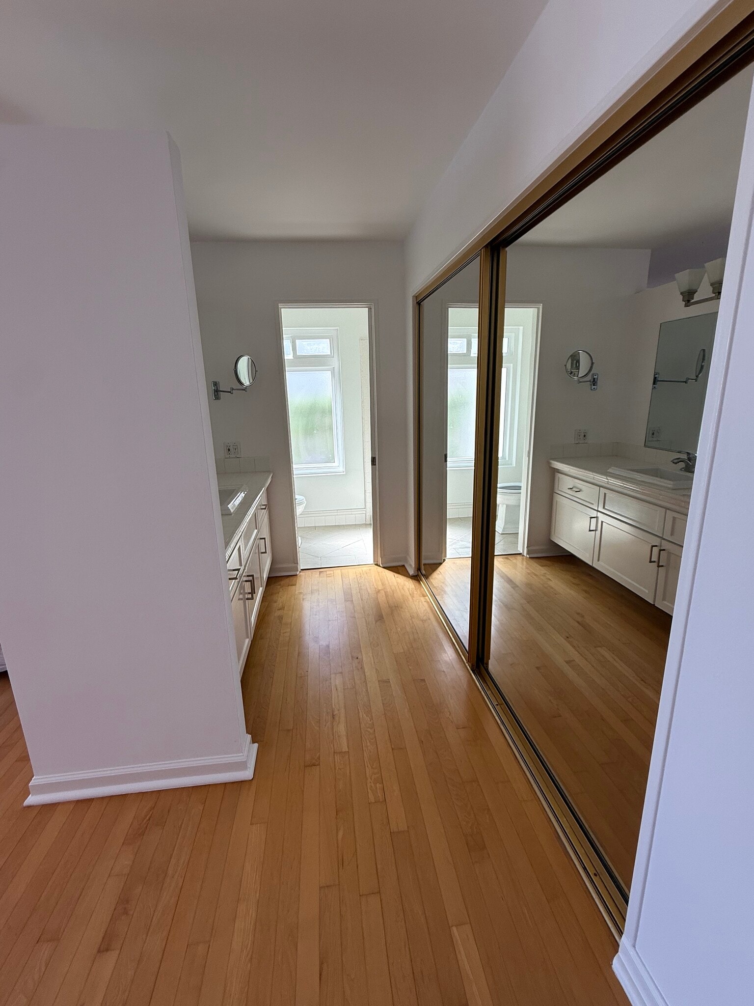 Building Photo - 18139 Coastline Dr