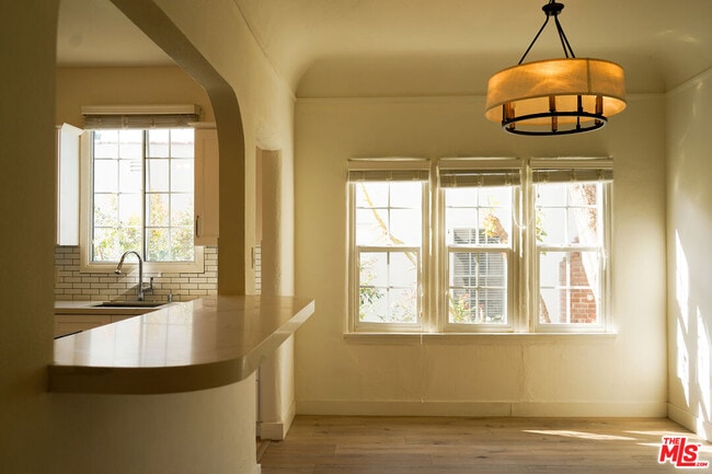 Building Photo - 10520 Eastborne Ave