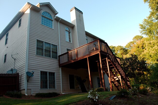 Building Photo - 2927 Arbor Creek Ln