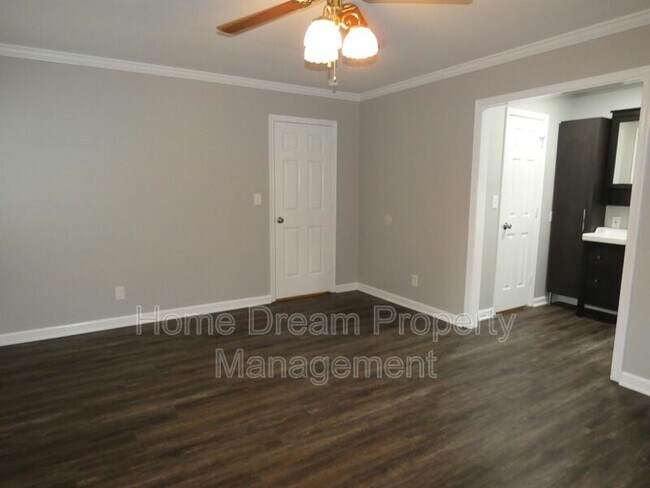 Building Photo - 11804 Kennedy Ln