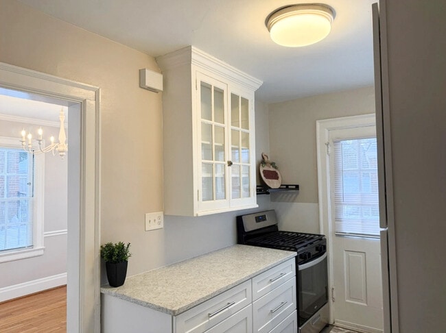 Building Photo - 3919 Beech St