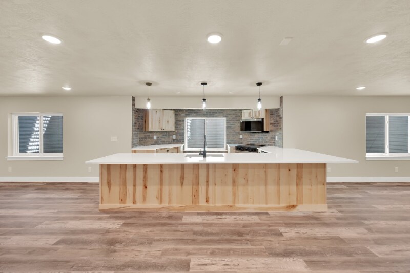 Building Photo - 4333 Park Hollow Ln