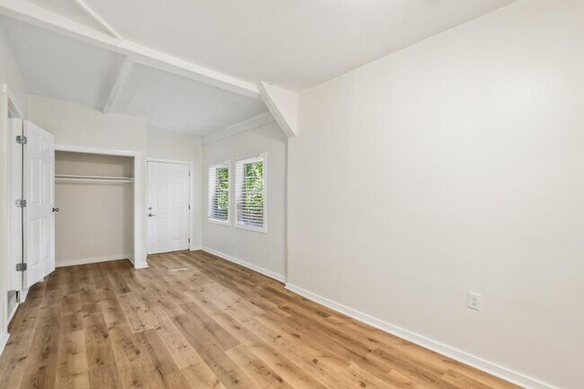 Building Photo - 2799 Brookcliff Landing NE